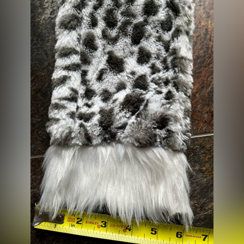 Snow leopard one piece costume. Gray, white black. Child size medium(8-10) - Picture 6 of 13